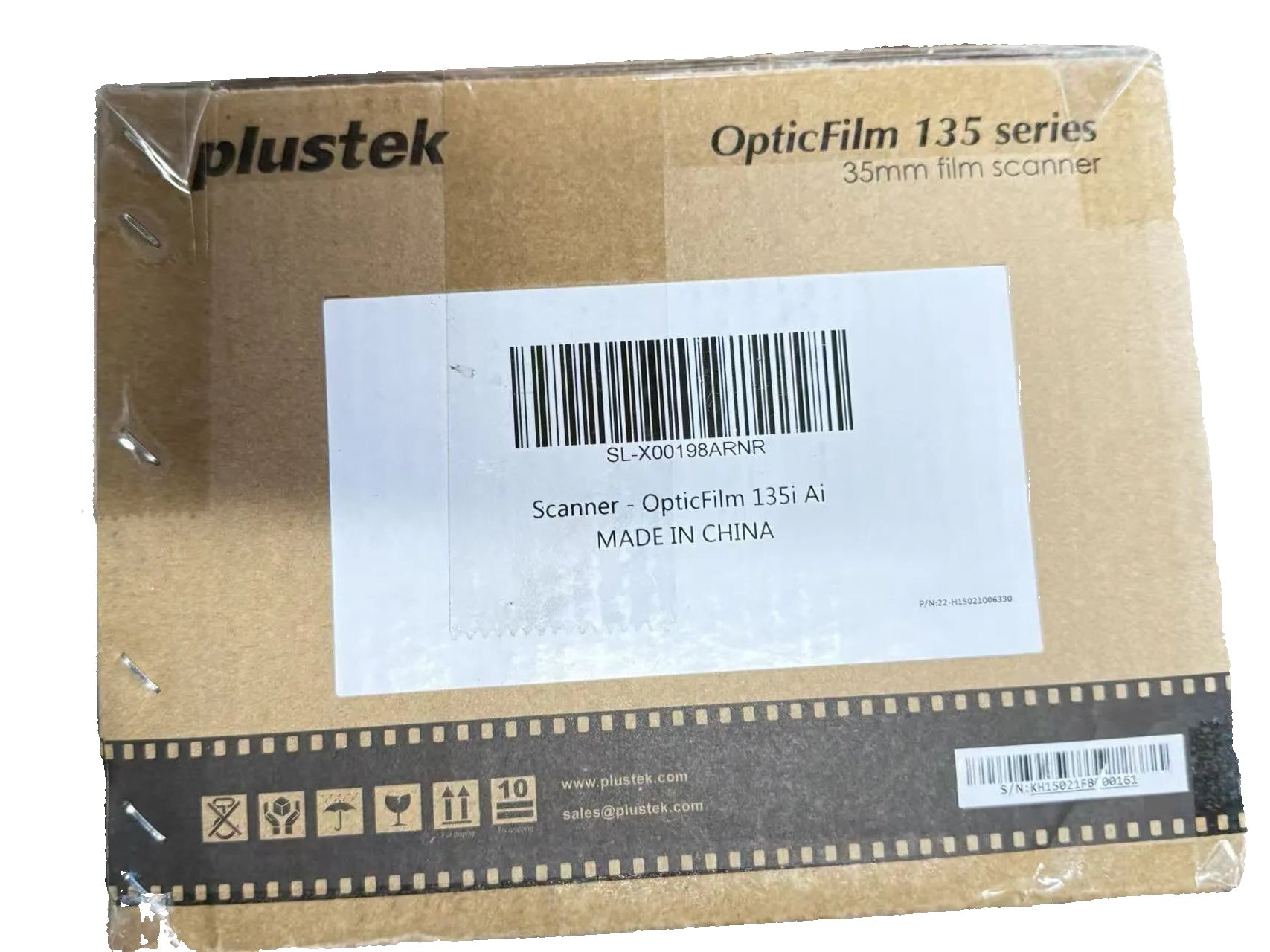 Plustek Opticfilm 135i Ai 35mm Film Scanner+Infrared Built-in+SilverFast Ai Studio 9 Bundle