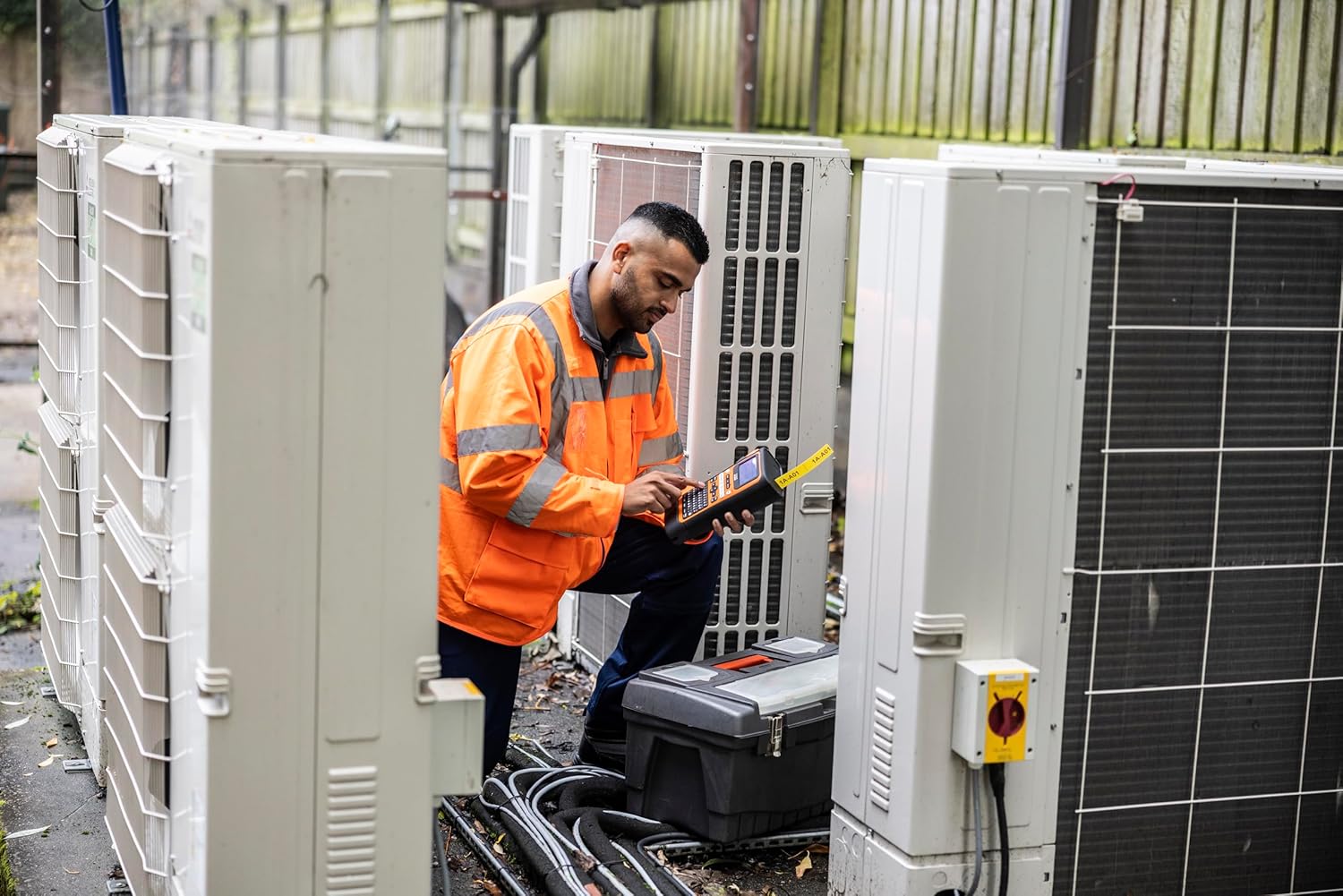 Brother PT-E310BT P-Touch Portable Industrial Thermal Bluetooth Label Printer [PT-E310BTVP]