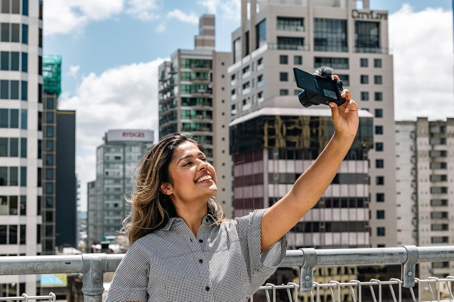 Canon PowerShot V1 Vlog Digital Camera 22.3MP 4K/60p Video